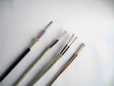 本質(zhì)安全防爆測溫系統(tǒng)用熱電偶補償導(dǎo)線、補償電纜